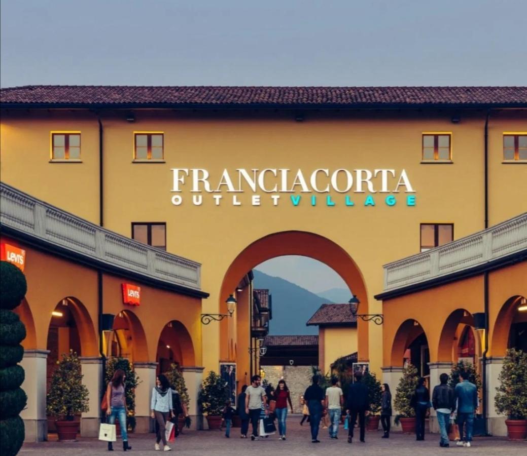 Apartament Franciacorta Flat & Bollicine Passirano Zewnętrze zdjęcie
